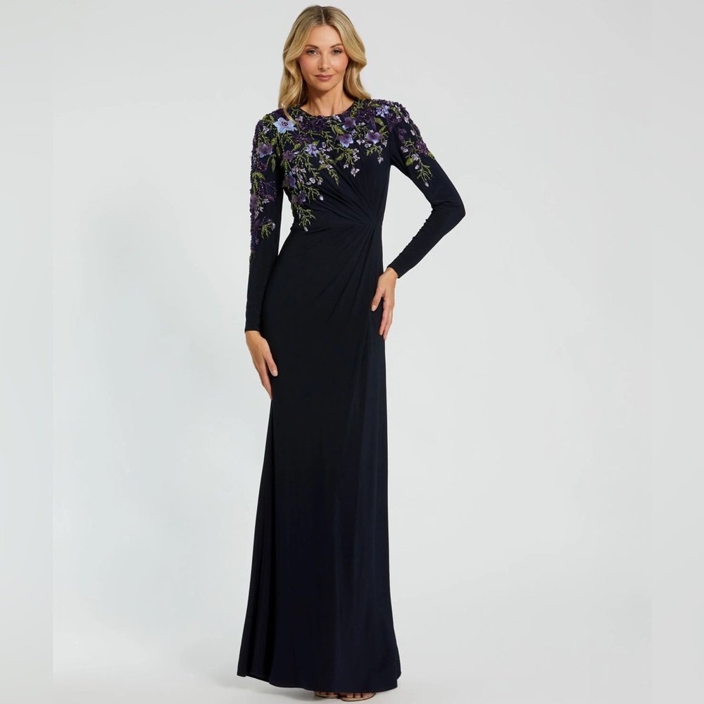 BNWT Mac Duggal Navy Embellished Long Sleeve Fitted Gown